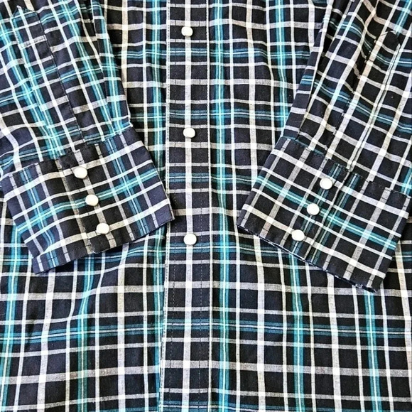 Wrangler pearl snaps shirt‎ - Picture 3 of 6